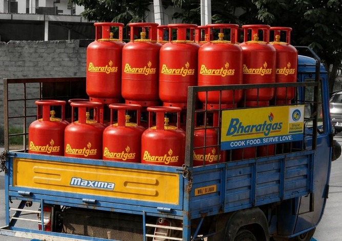 Domestic LPG price hiked by ₹29 per cylinder; consumers face fresh burden