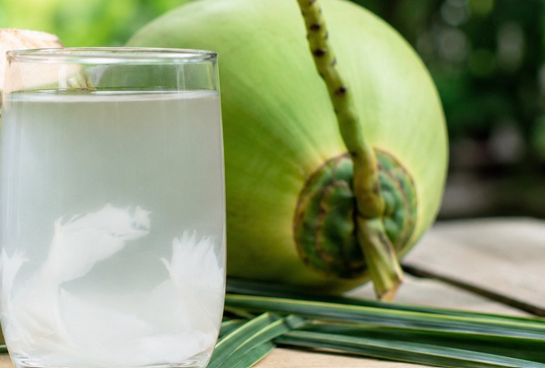 Is Coconut Water Good for Kidneys? Experts Explain Benefits and Precautions
