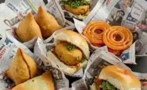 FSSAI warns against serving food in newspapers, cites health risks