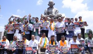 BJP stages protest at Vidhana Soudha over alleged attack on MLAs, submits memorandum to Governor